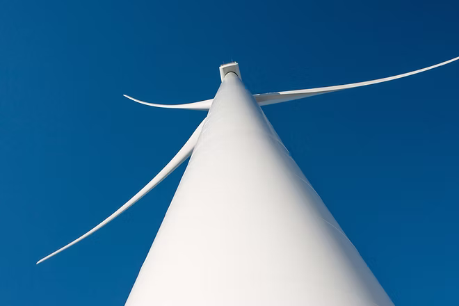 Protective coating maintenance on a wind turbine tower